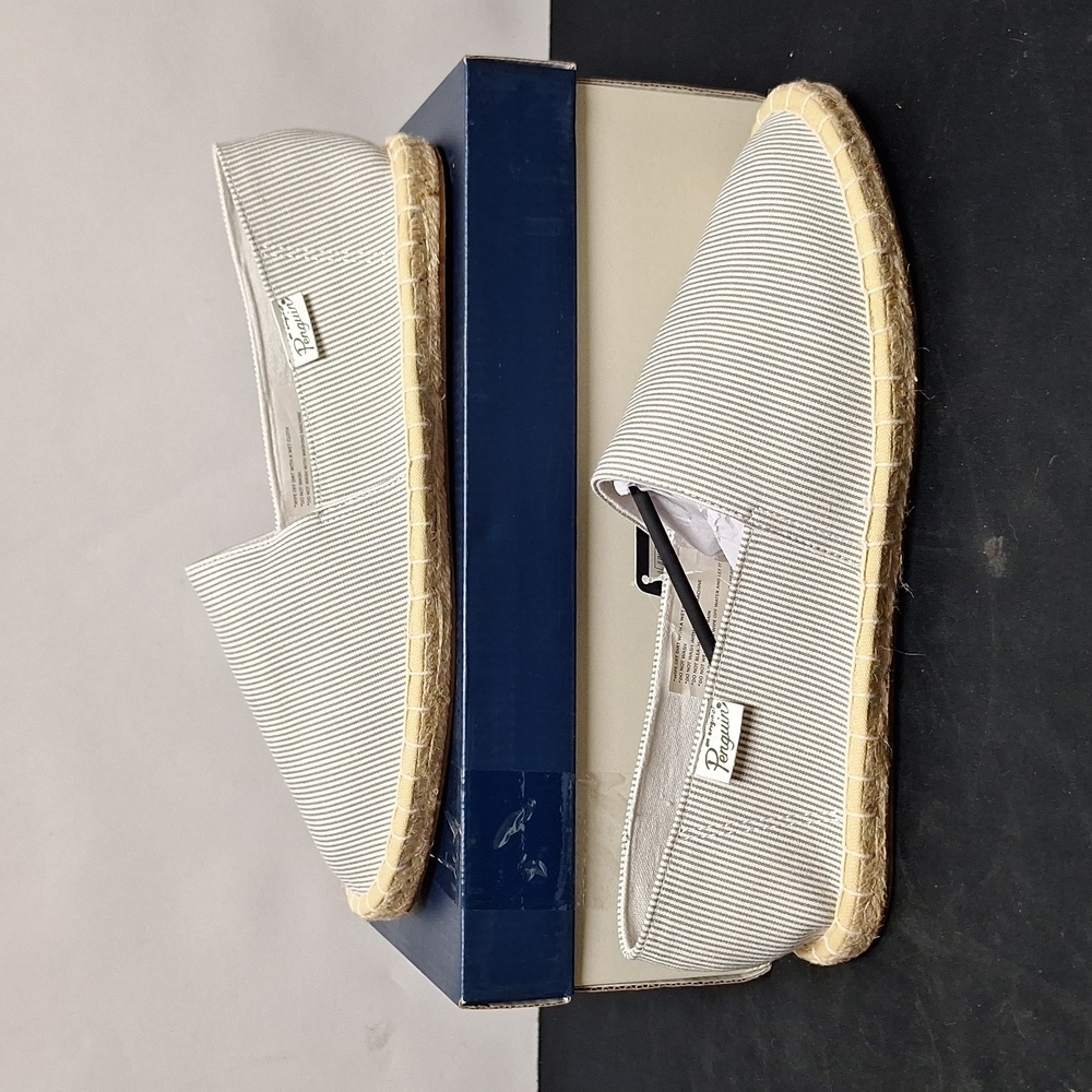 An Original Penguin Men's Size 10